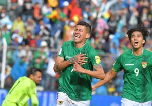 bolivia-vence-por-2-0-a-argentina-e